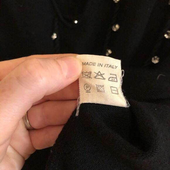 Gatee Black Wool Sleeveless Top with Rhinestones - Picture 5 of 7